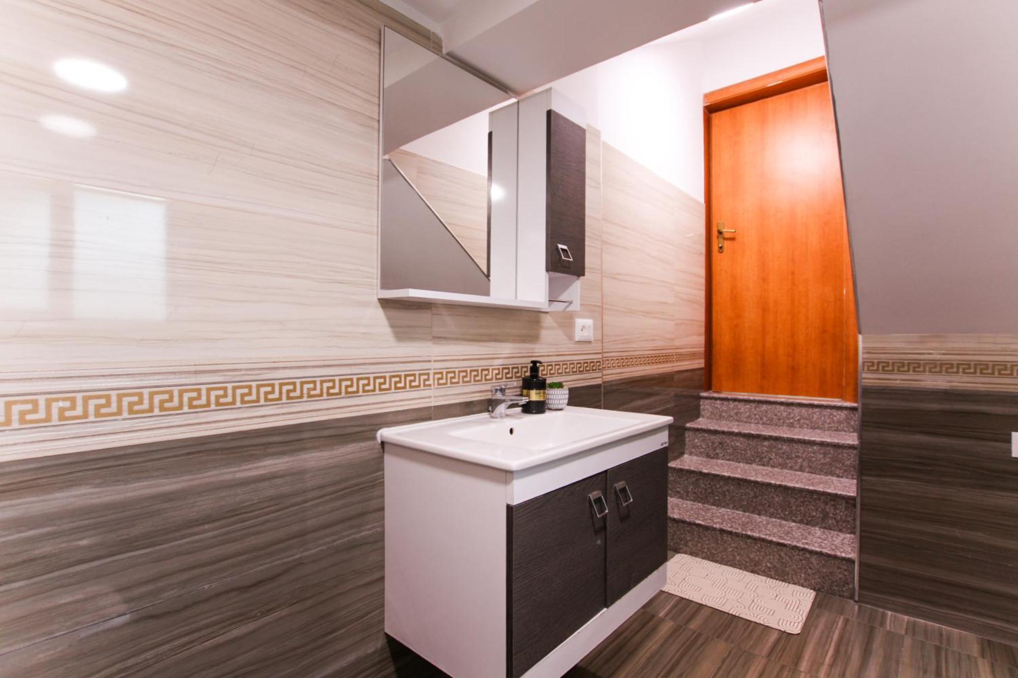 Reve De Hotel 3*
