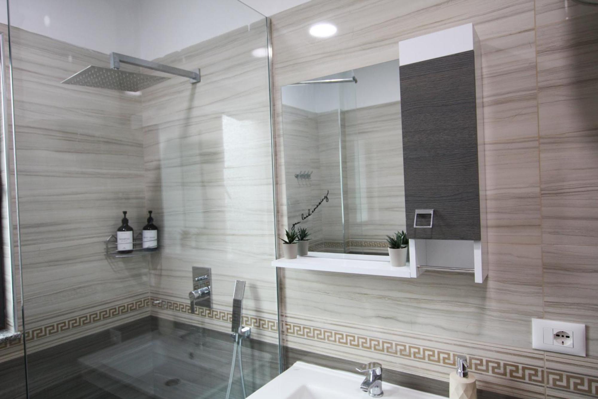 Hotel Reve De Tirana