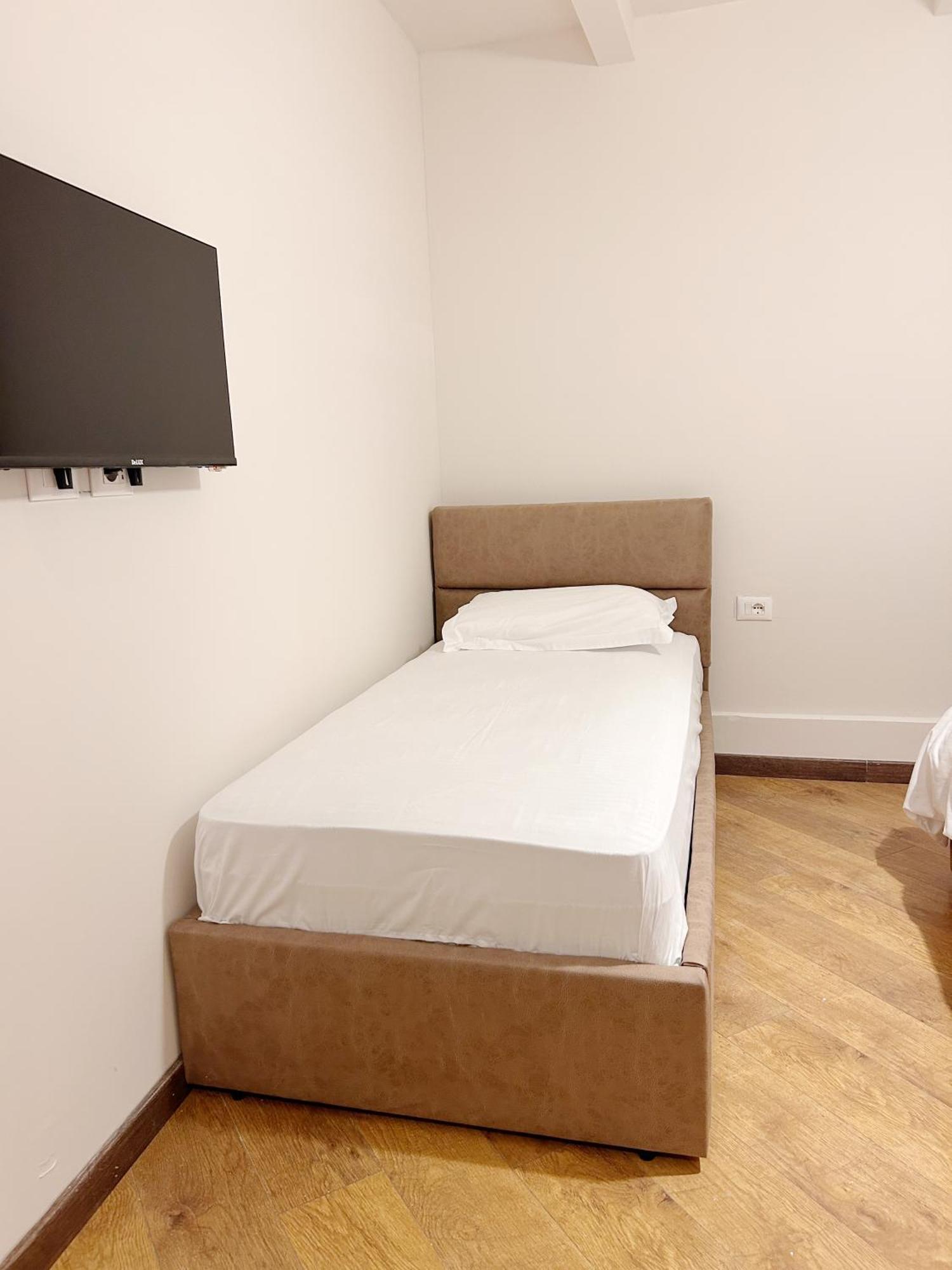 Hotel Reve De 3*